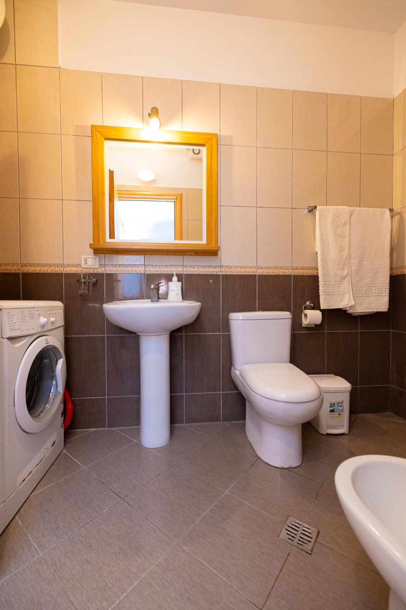 Lucas Apartments Rental Vlorë Εξωτερικό φωτογραφία